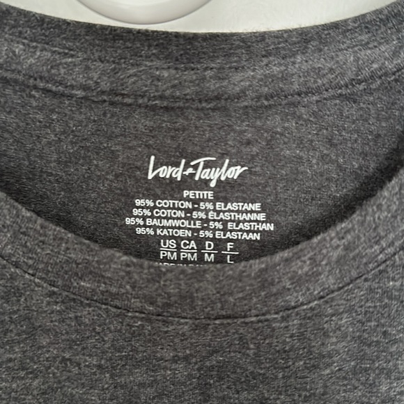 Lord & Taylor grey long sleeve T-shirt - Picture 2 of 2